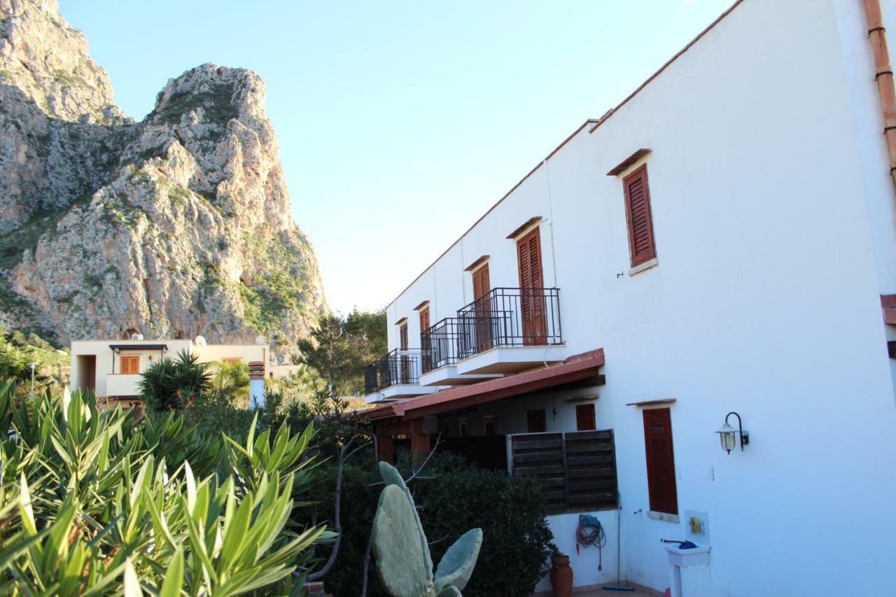Villetta Con Giardino Mandarino มาการี ภายนอก รูปภาพ